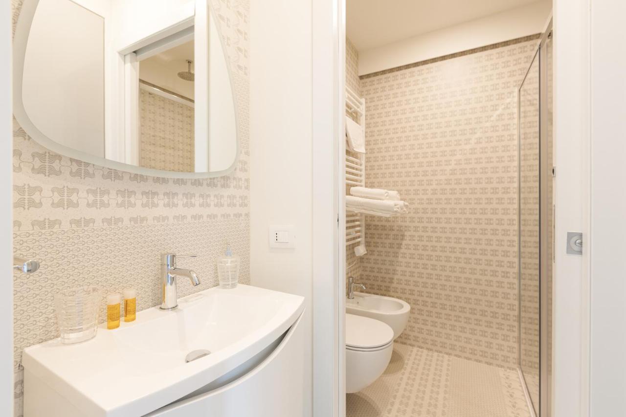 Renovated Apts Apartment Milan